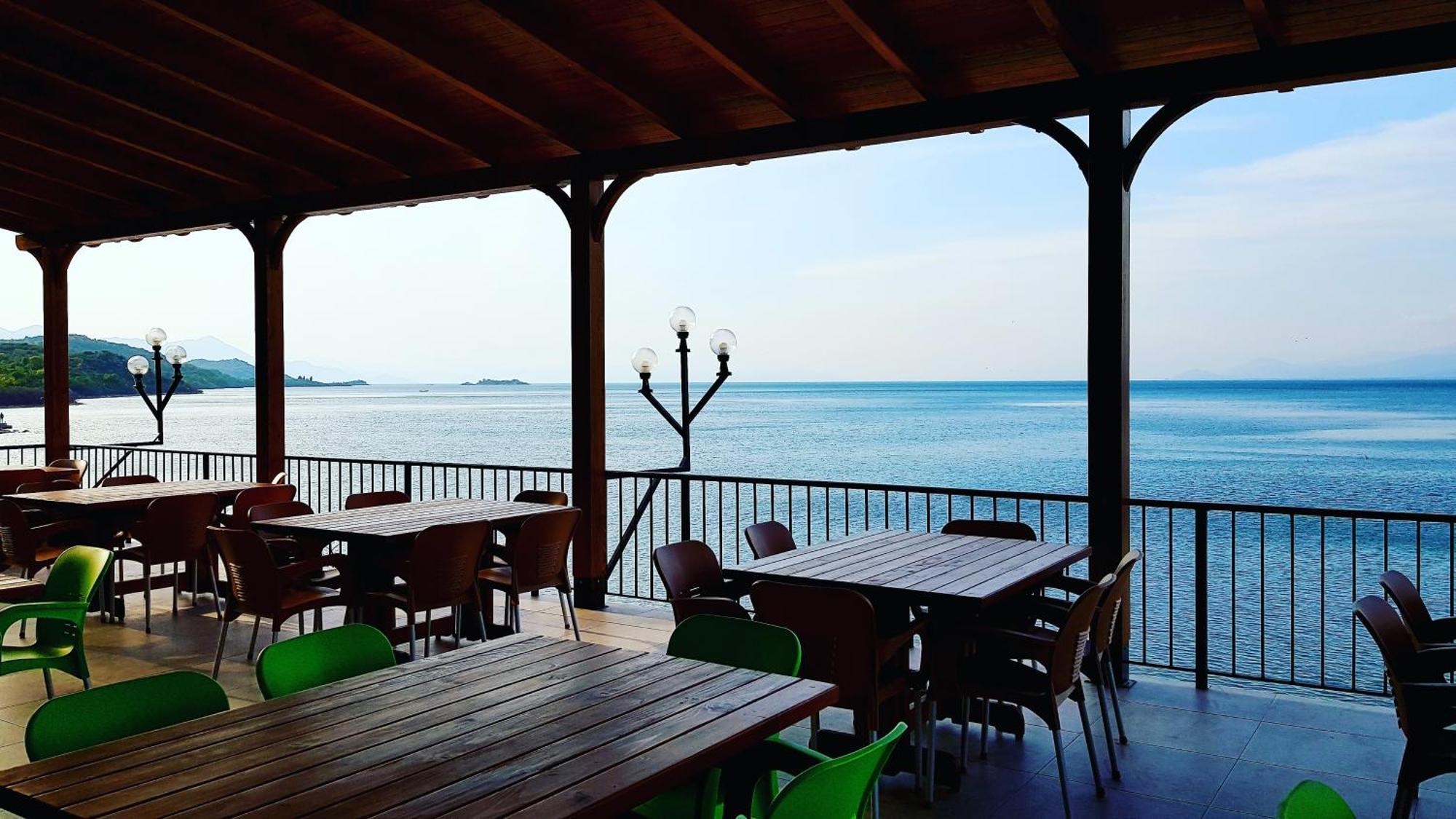 Rooms Lake View Balani Restaurant Shkoder Exterior photo