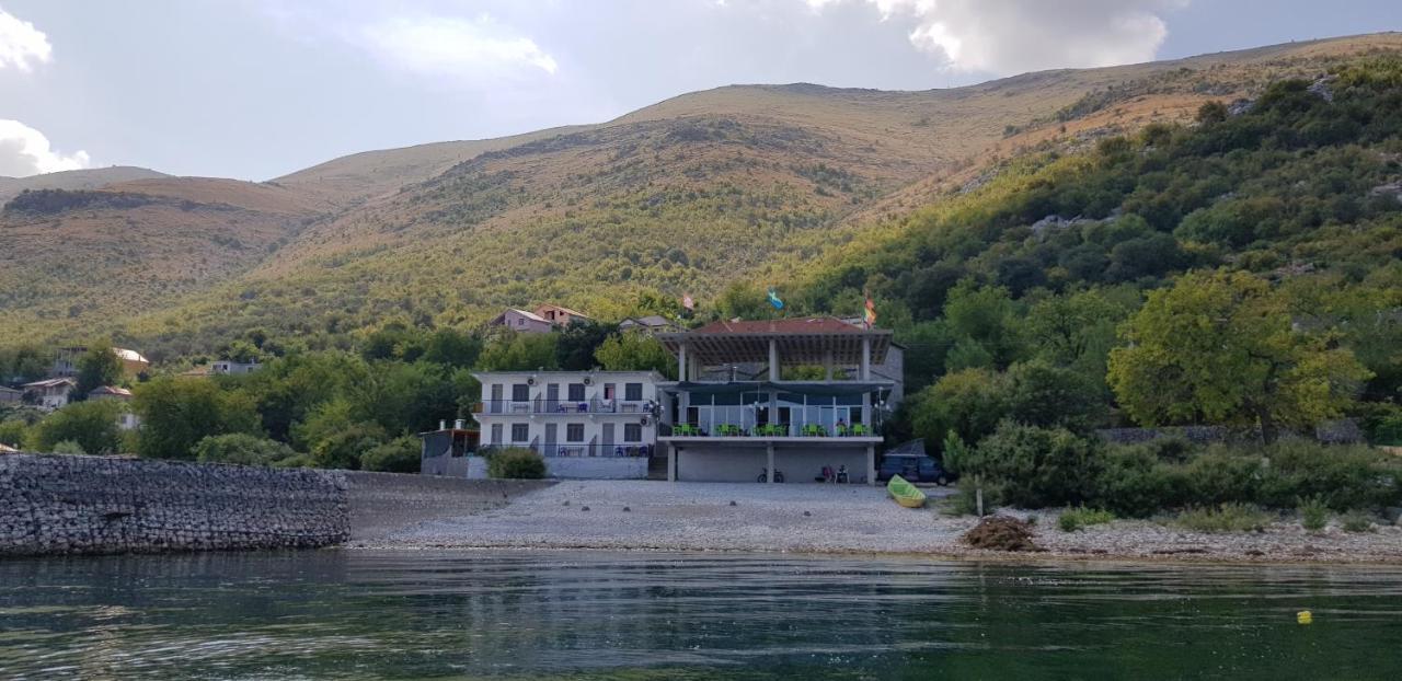 Rooms Lake View Balani Restaurant Shkoder Exterior photo