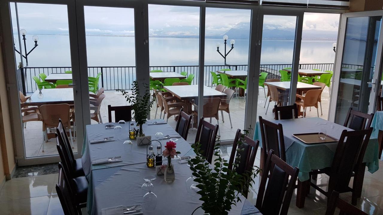 Rooms Lake View Balani Restaurant Shkoder Exterior photo