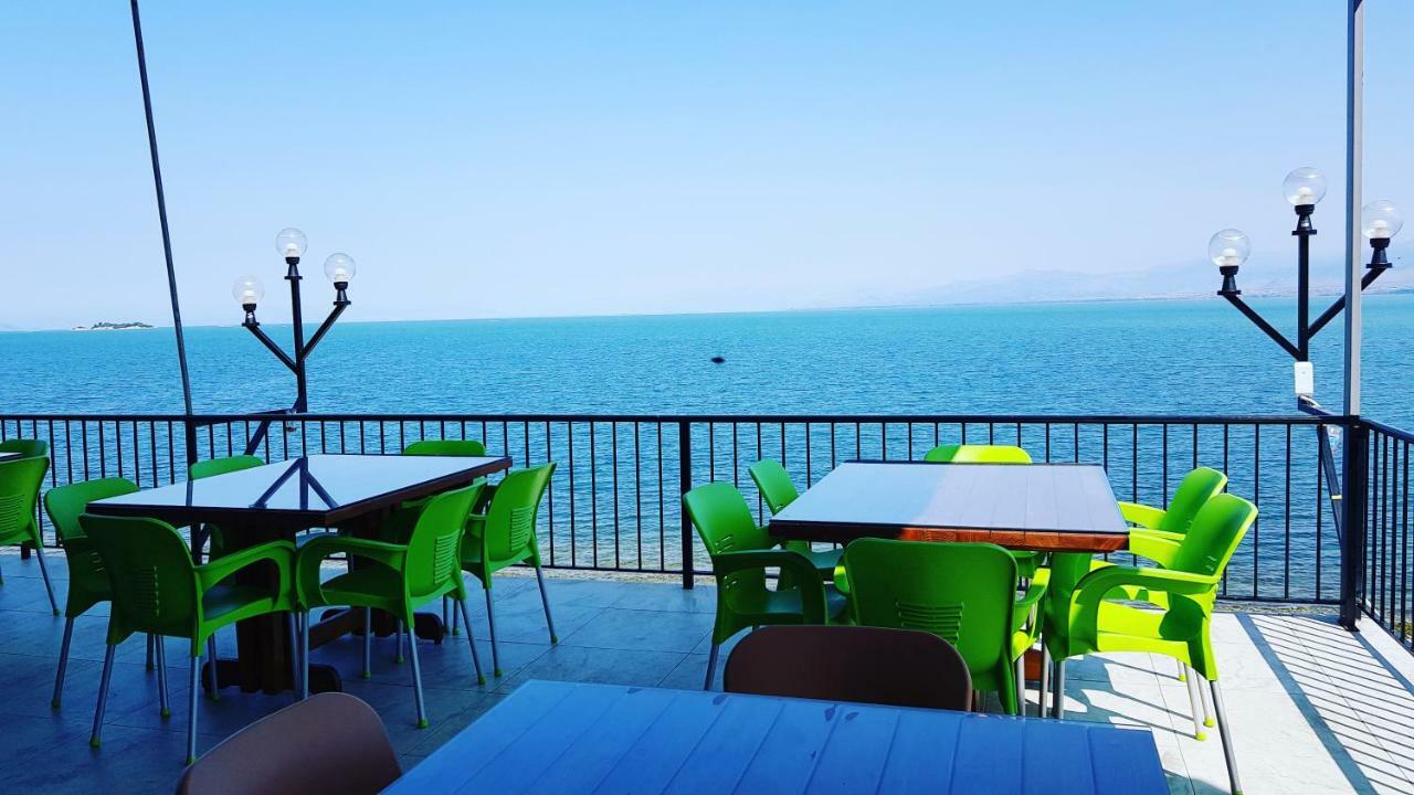 Rooms Lake View Balani Restaurant Shkoder Exterior photo
