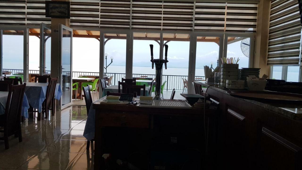 Rooms Lake View Balani Restaurant Shkoder Exterior photo