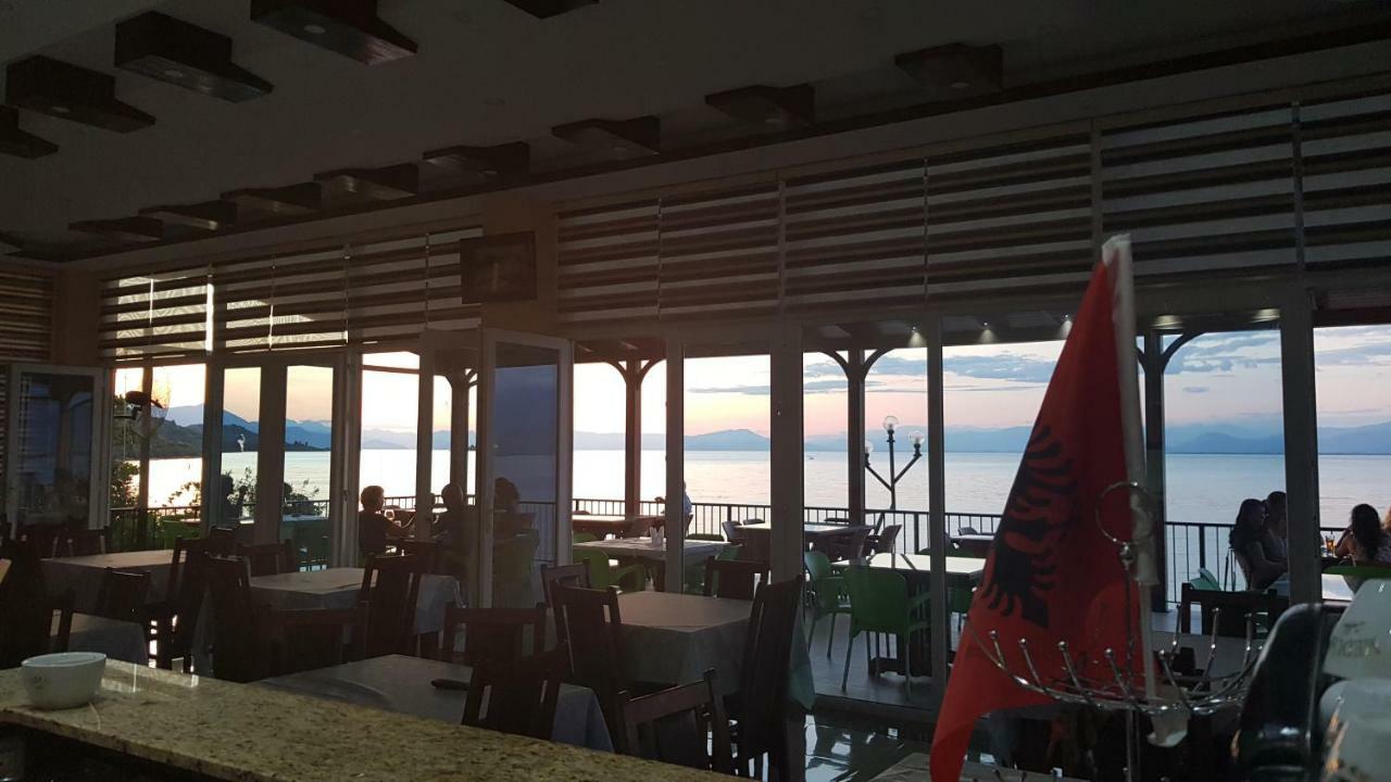 Rooms Lake View Balani Restaurant Shkoder Exterior photo